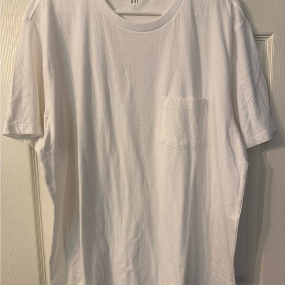 GAP Factory Men's Essential White Short Sleeve Tee - Picture 1 of 4